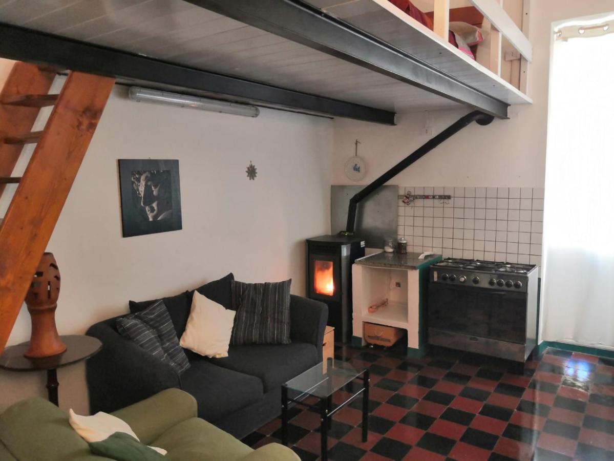 Affascinante Monolocale In Palazzo Storico, 50Mtr Da Piazza Azuni Apartman Sassari Kültér fotó