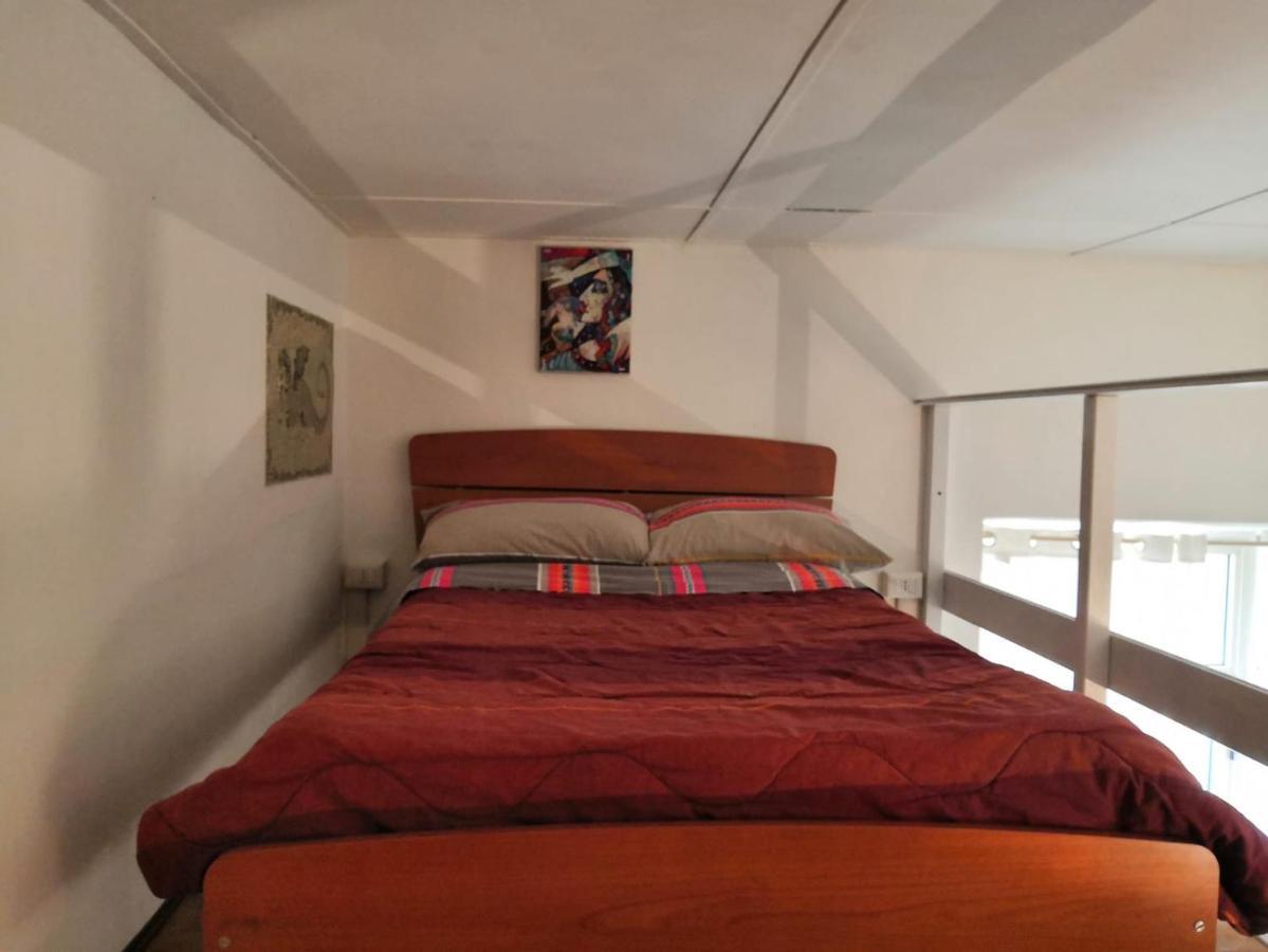 Affascinante Monolocale In Palazzo Storico, 50Mtr Da Piazza Azuni Apartman Sassari Kültér fotó